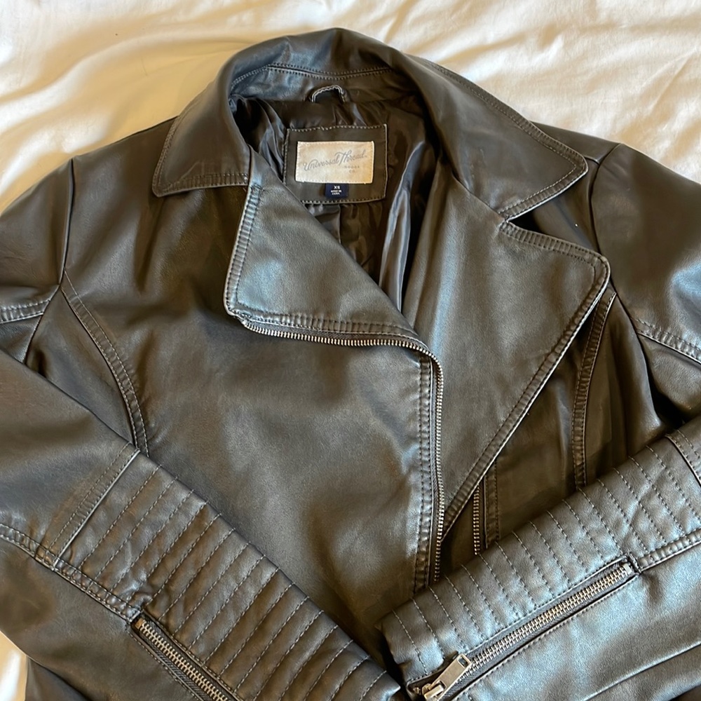 Leather jacket